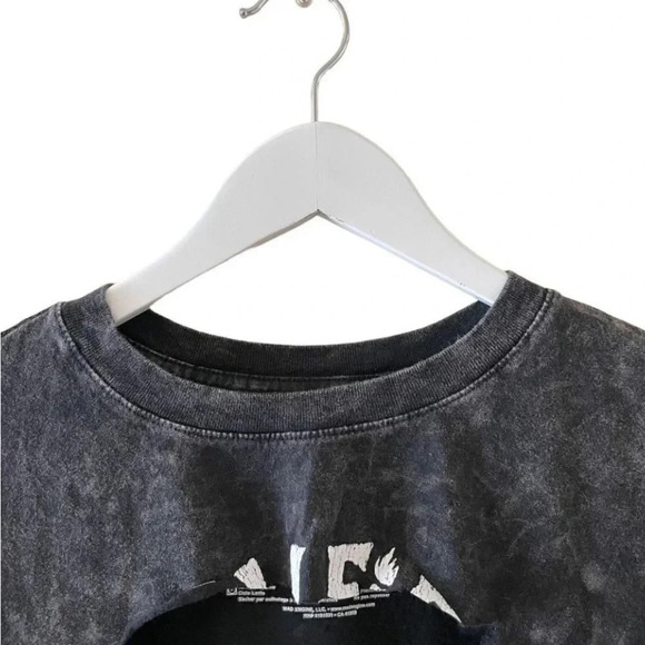 Stranger Things Netflix Black  Graphic Short Sleeves Cropped T-Shirt SZ L #1068 - Picture 2 of 12